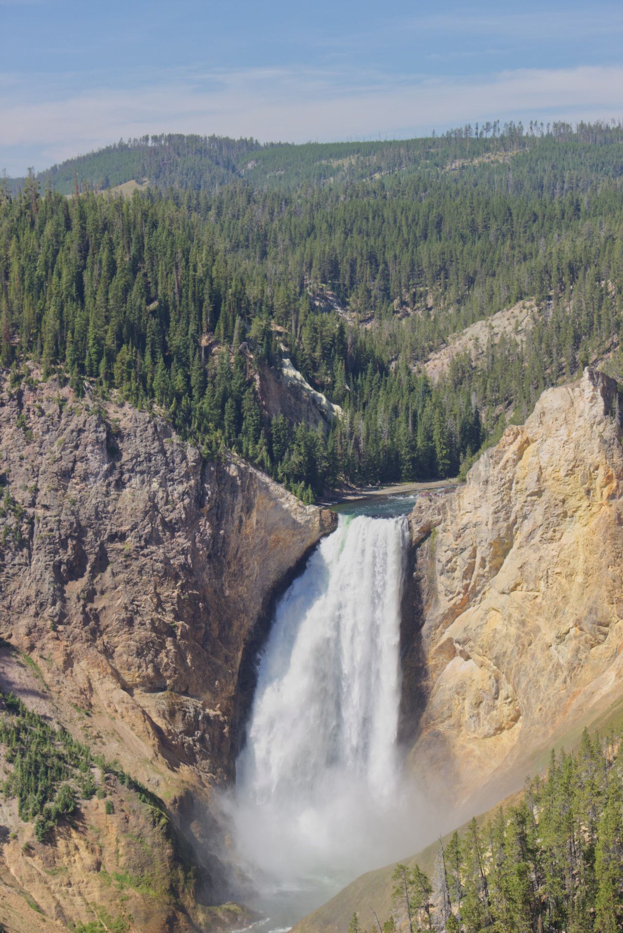 Lower Canyon Falls in Yellowstone National Park